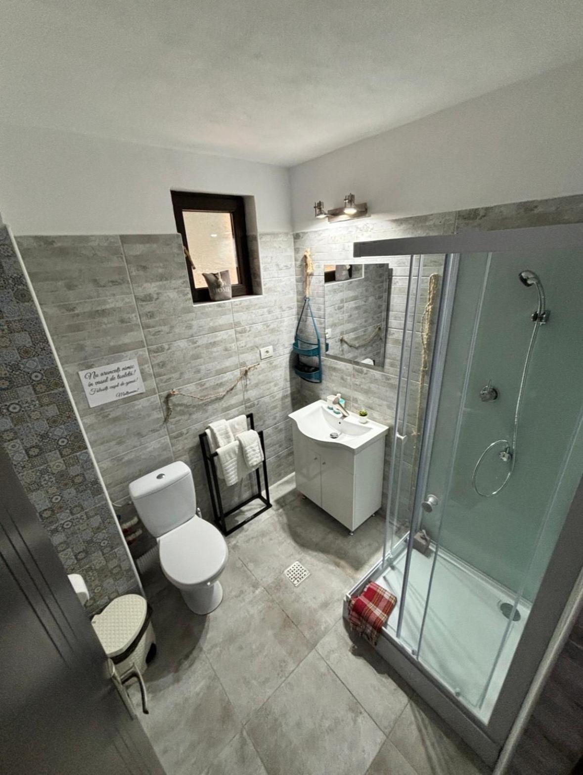 Hotel Mustaciosul Dunarii Ieşelniţa Exteriér fotografie
